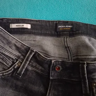 Pantalón corto vaquero Jack & Jones gris