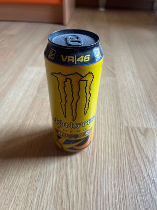 Taza VR46 9º Título Mundial + Lata Monster