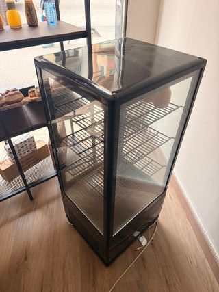 Nevera expositora digital