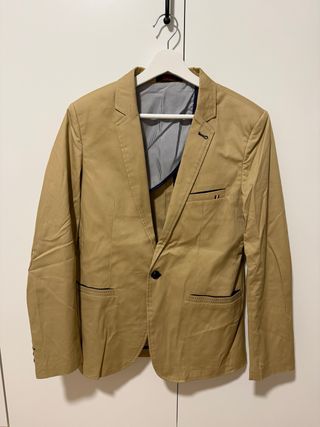 Americana beige hombre