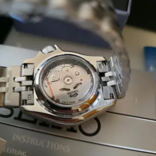 Reloj Seiko SKX Sports GMT Automático