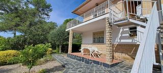 Chalet en venta en Vallirana