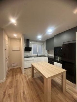 Piso en alquiler en Centro Ciudad en León