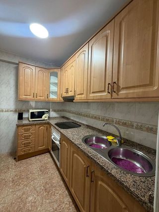 Piso en alquiler en Linares