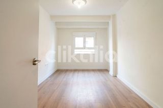 Piso en alquiler en Avenida de la Paz en Xirivella