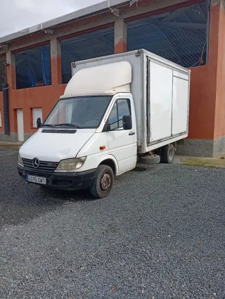 Mercedes-Benz 413 CDI 2003