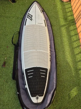 Naish Global Kitesurf Tabla Surf Nueva