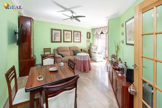 Piso en venta en Pajaritos - Plaza de Toros en Granada