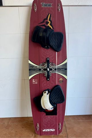 Tabla Kite Surf F-One Trax 134-39 + Arnés talla M