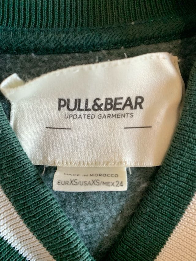 Chaqueta Pull&Bear Verde y Blanca Talla XS