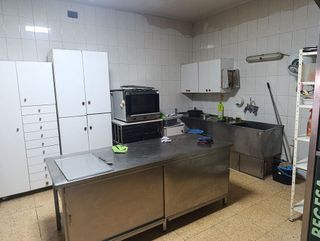 Local comercial en venta en Zona Llombai en Burriana