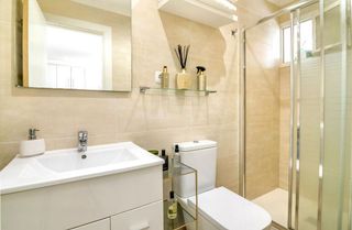 Casa adosada en alquiler en Los Naranjos - Las Brisas en Marbella