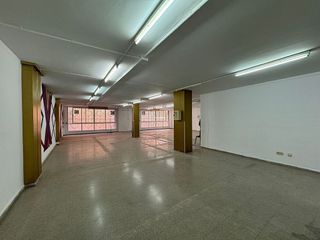 Nave industrial en venta en Centre en Hospitalet de Llobregat, L´