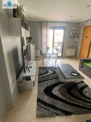 Dúplex en venta en Santa Cruz - Industria - Polígono Campollano en Albacete