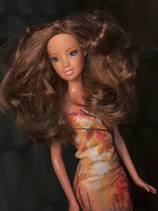 Barbie con vestito autunnale