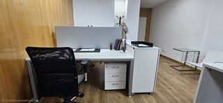 Oficina en alquiler en El Pla del Remei en Valencia