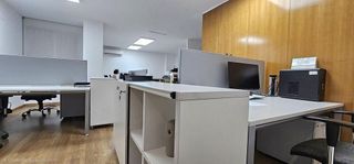 Oficina en alquiler en El Pla del Remei en Valencia