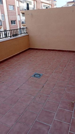 Casa pareada en alquiler en Residencial Triana - Barrio Alto en Gabias (Las)