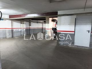 Garaje en venta en Riu en Santa Coloma de Gramanet