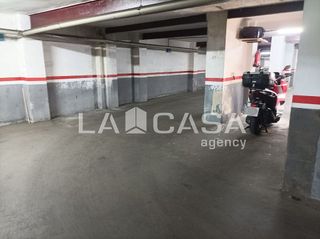 Garaje en venta en Riu en Santa Coloma de Gramanet