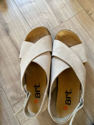 Sandalias Art Beige