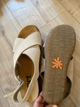 Sandalias Art Beige