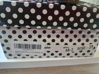 Zapatos rosas de tacón para niña