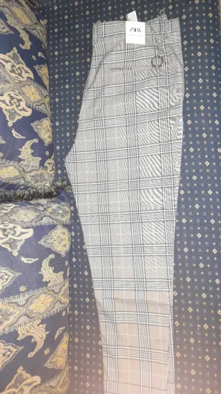 Pantalón de cuadros gris y blanco Talla 42