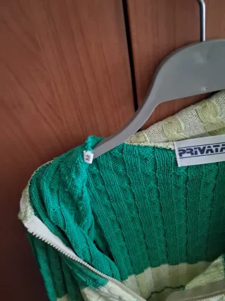 Chaqueta Privata verde y amarilla trenzada