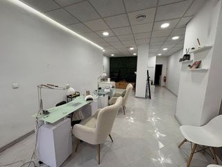 Local comercial en alquiler en San Isidro - Los Almendros en Alcalá de Henares