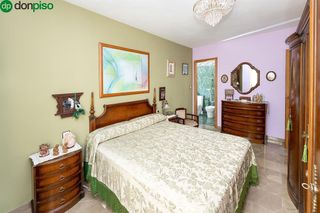 Piso en venta en Pajaritos - Plaza de Toros en Granada