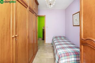 Piso en venta en Pajaritos - Plaza de Toros en Granada