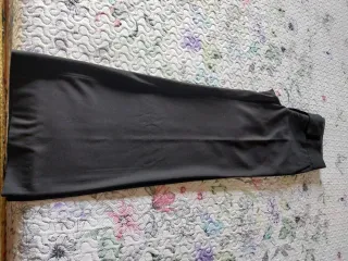 Pantalón ancho negro