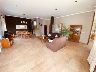 Chalet en venta en Oliva Playa en Oliva