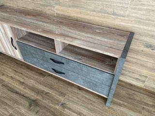 Mueble TV salón madera y metal