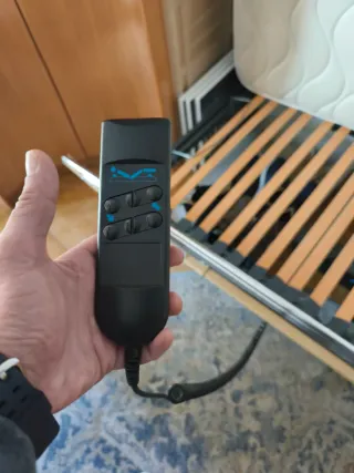 Cama articulada eléctrica