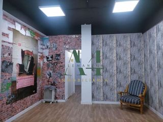 Local comercial en venta en Centro en Cáceres