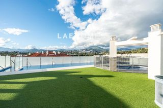 Piso en venta en Nueva Andalucía centro en Marbella