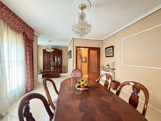 Chalet en venta en Caspe