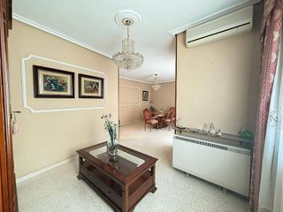 Chalet en venta en Caspe