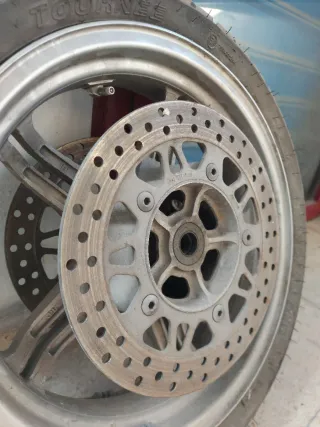 Llantas Suzuki Burgman 650 (2006)