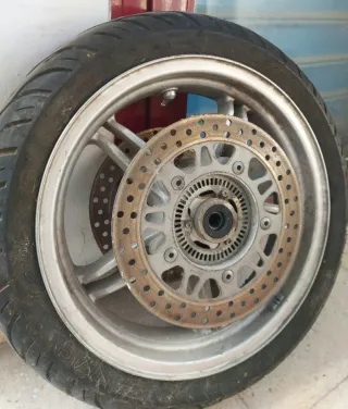 Llantas Suzuki Burgman 650 (2006)