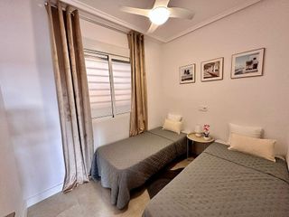 Piso en venta en Playa de los Locos en Torrevieja