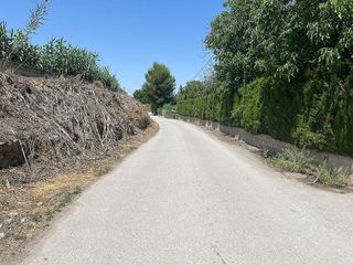 Terreno en venta en Zubia (La)