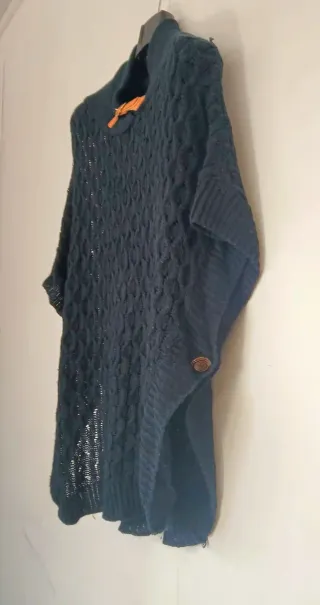 Poncho Vintage Knit Black - Capa Retro Style Y2K