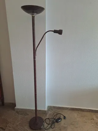 Lámpara de pie retro