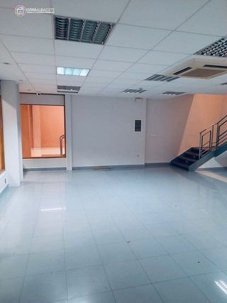 Local comercial en venta en Carretas - Huerta de Marzo - La Pajarita en Albacete