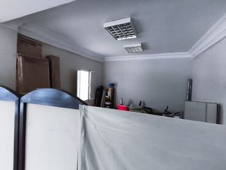 Local comercial en alquiler en Nervión en Sevilla