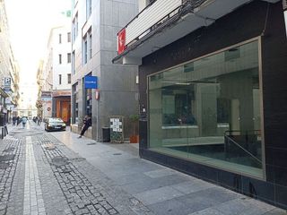 Local comercial en alquiler en Zona Centro en Córdoba