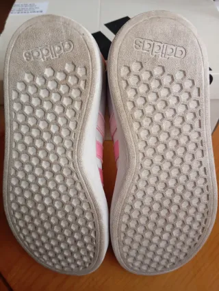 Zapatillas Adidas Niña blanco y rosa Talla 29